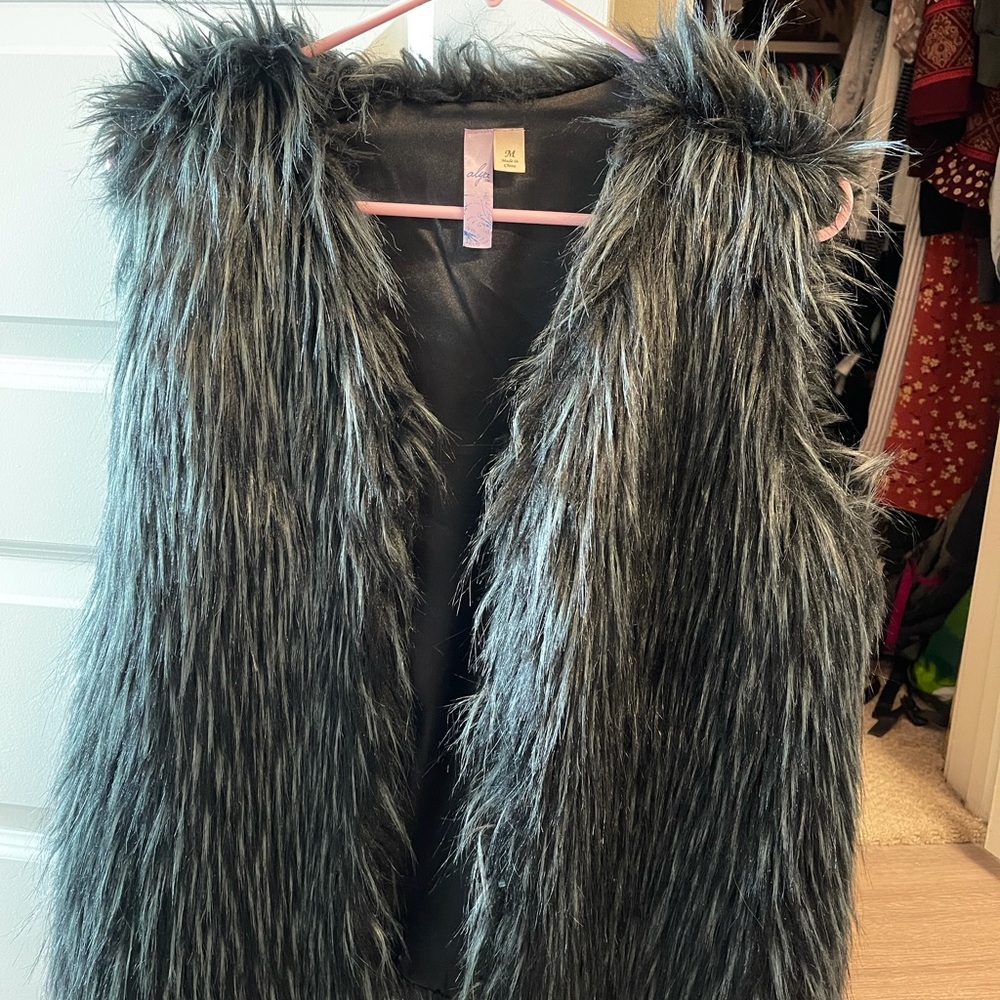 Black faux fur vest